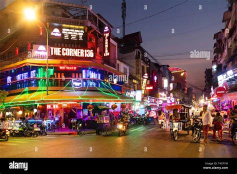 phnom penh nightlife.